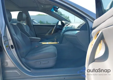 2007 Toyota Camry Xle z USA, uszkodzony, nr VIN 4T1BE46K97U156434